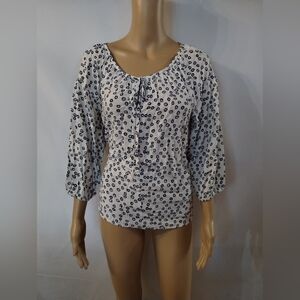 Grand & Greene Women’s Blouse Top Medium White Blue Black Print 3/4 Sleeve Rayon